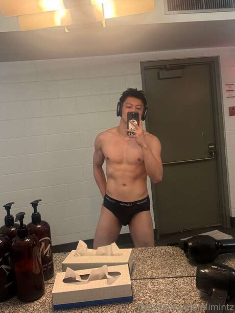 Elimintz pornostar kunst foto