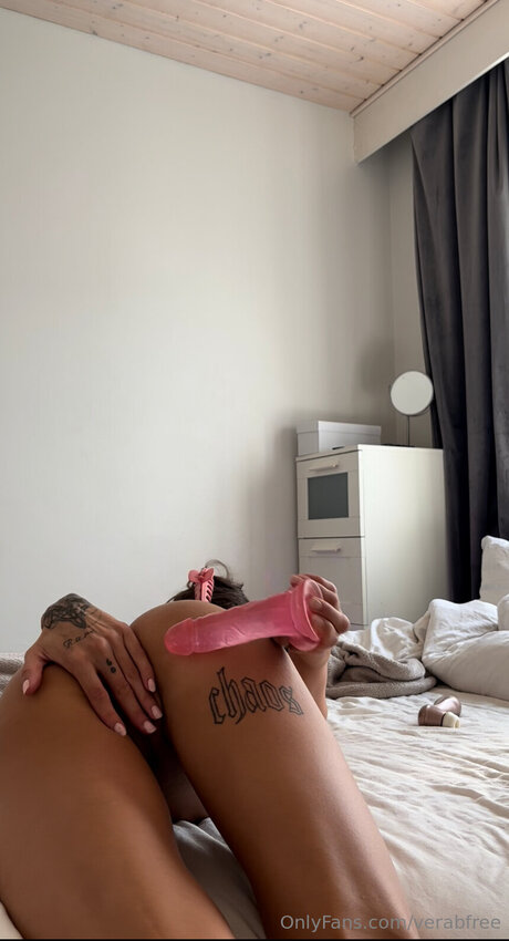 Verabfree pornostar akt bild