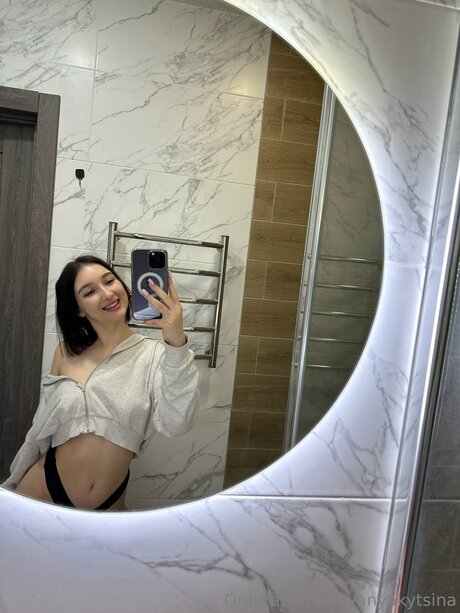 Vanyakytsina heiße hübsche bilder