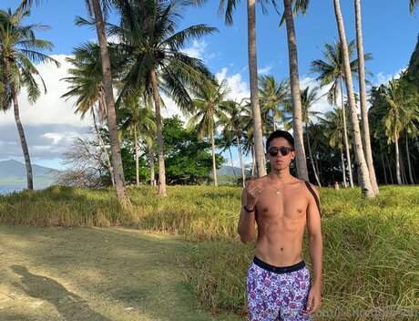 J Shredderson sexy nacktheit fotos