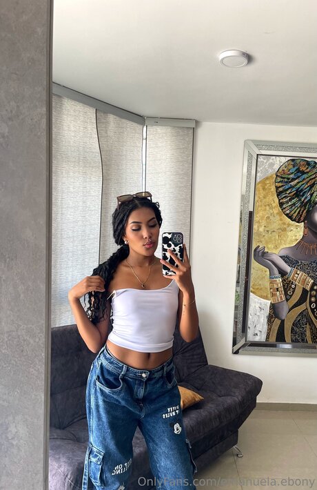 Emanuela Ebony heiße perfekte archiv