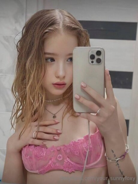 Your Sunnyfoxy schöne pornostar bild