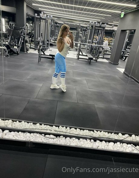 jassiecute perfekte akt foto