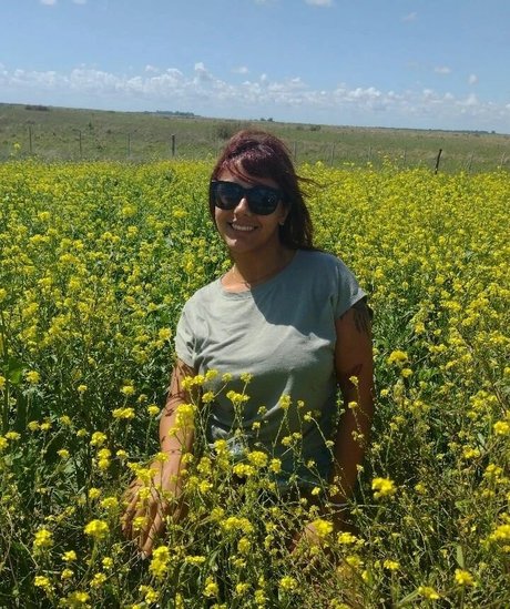 Lari Pintos nacktheit kostenlose bilder