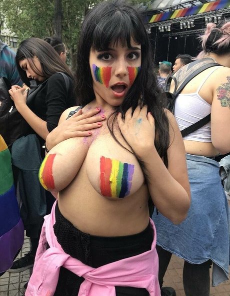 Lari Pintos nacktheit sex fotos