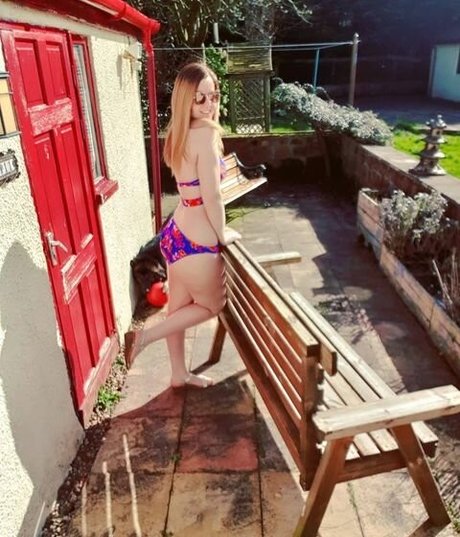 Suzy Lu model sex foto