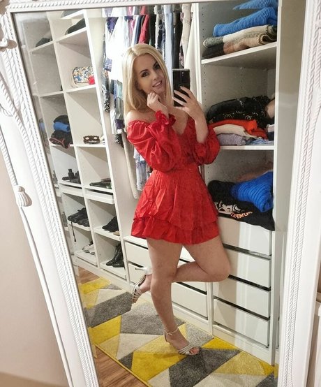 Suzy Lu nackt exklusive fotos