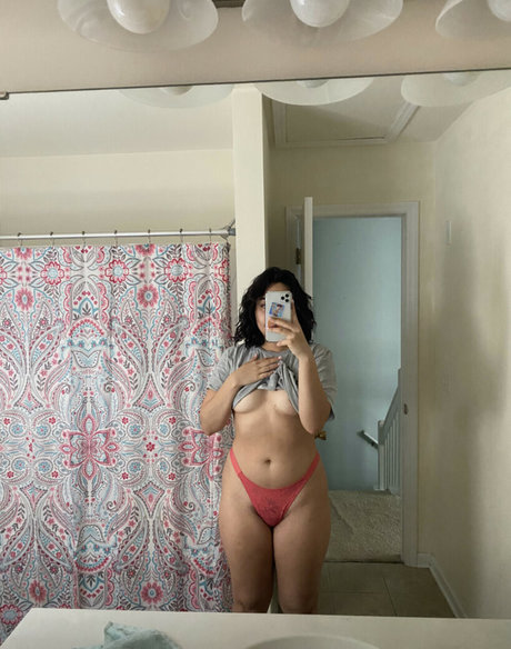 Rossaaayyyy nackt pornografische bilder