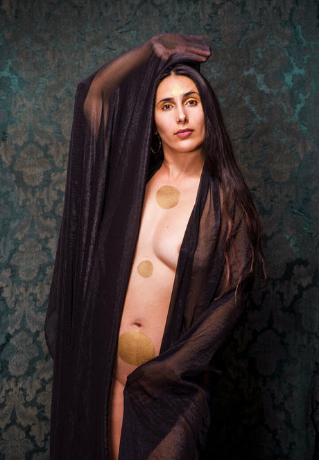 ladyjuicybrunette hd akt bild