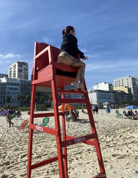 surya sparrow nacktheit erwachsene galerie