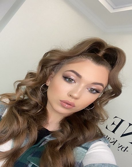 Laura Salvia erotische perfekte bilder