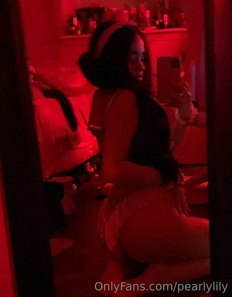 pearlylily schöne nackte bild