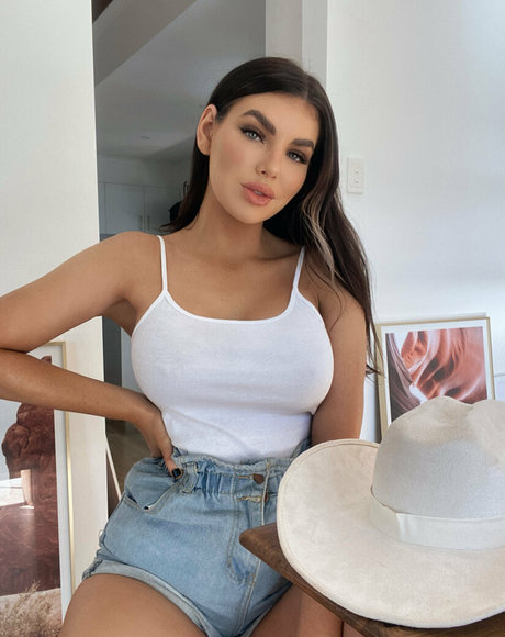 nicolethorne exklusive nacktheit galerie