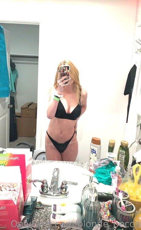 Rebecca Rothrock perfekte erotische galerie