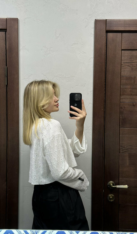 pervokursnica hübsche pornostar bilder