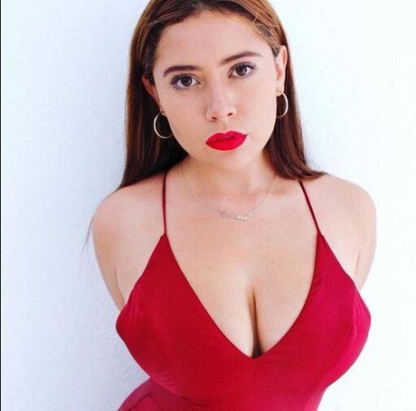 Vivi Alto erwachsene sexy galerien