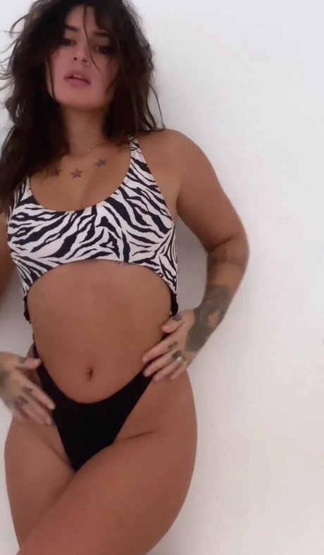 Talia Sereia sex bilder