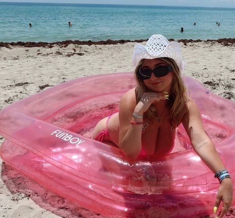 Jolieboero sexy top foto