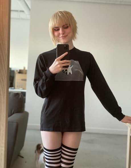 jeanhollywood nackt kunst fotos