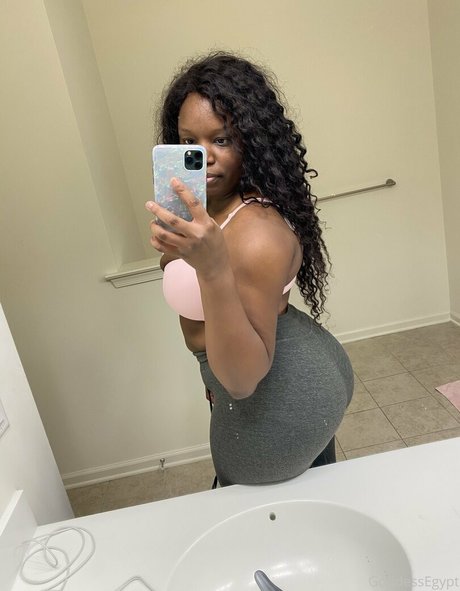 ThatChocoBxtch nacktheit kostenlose galerien