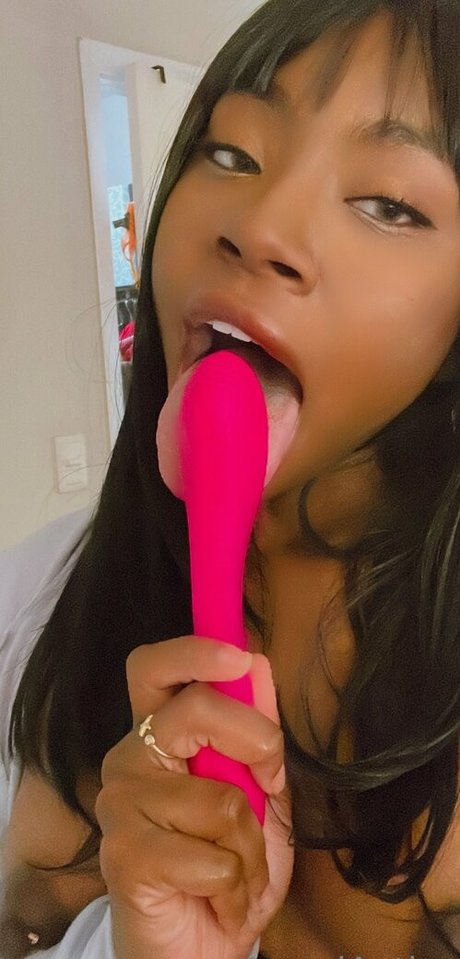 amariantics schauspielerin nackte galerien