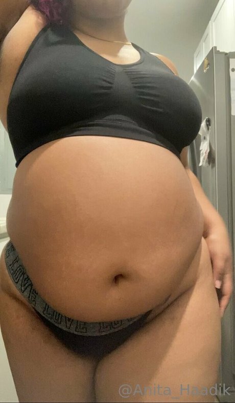 Anita Haadik perfekte pornografische archiv