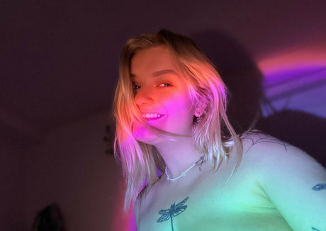 freekikihelen freie erwachsene bilder