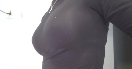 gothravemom xxx pornografische fotos