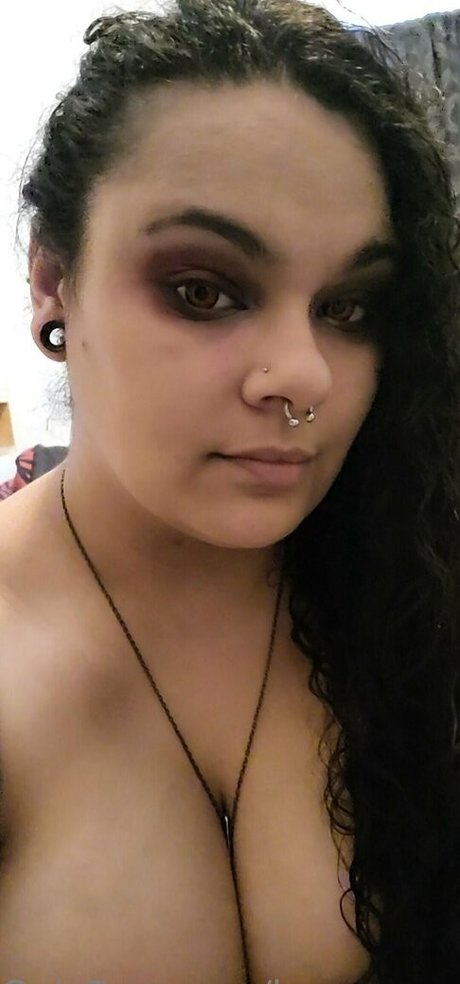 lucysemporium erotische nackt galerie