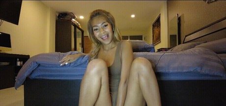 großer schwanz trans-onlyfans exklusive pornografische bilder