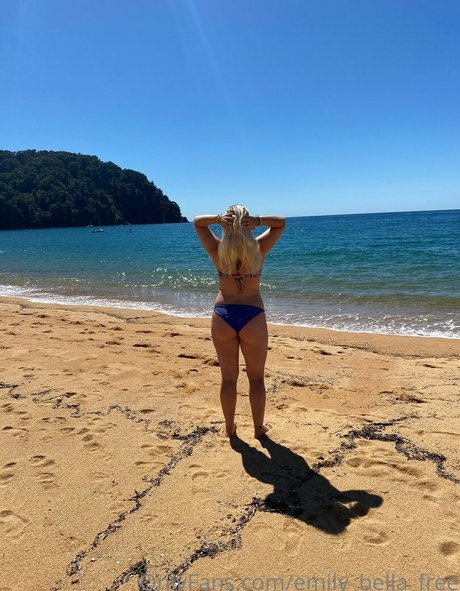 emily bella free pornostar kostenlose foto