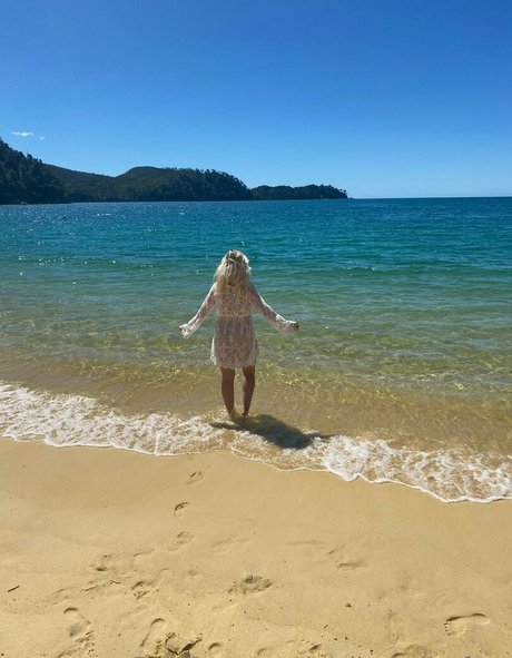 emily bella free Bilder