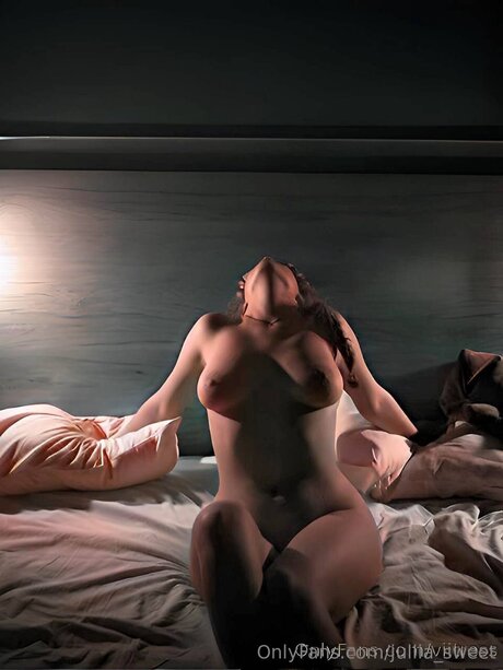 Jullia Sweet exklusive akt foto