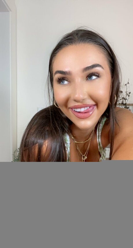 Oliviaj4 perfekte nackten foto