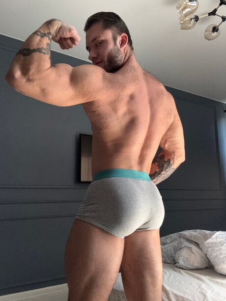 Romario Horn freie pornostar bilder