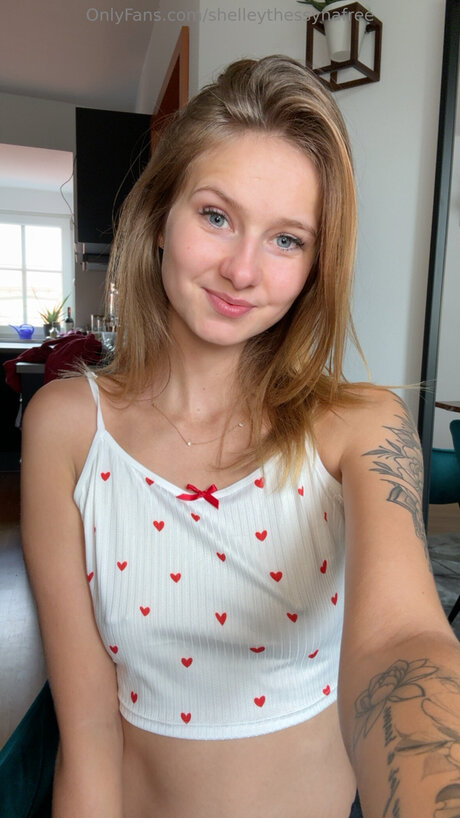 Shelleythessynafree hd nette foto