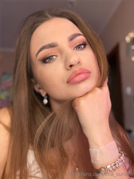 Lina Sunset nacktheit fotos