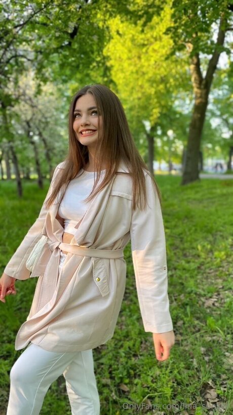 Lina Sunset pornografische foto