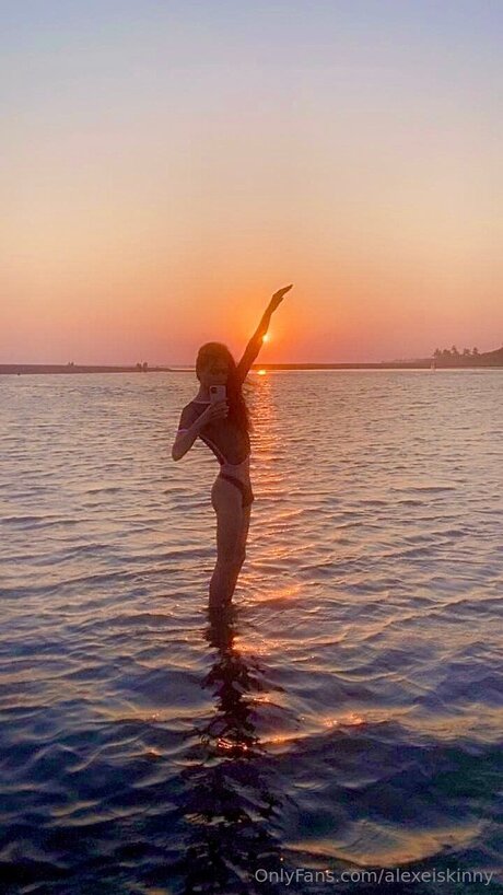 Alexeiskinny porno hd galerie