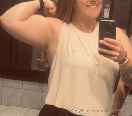 U405523769 erotische pornostar archiv