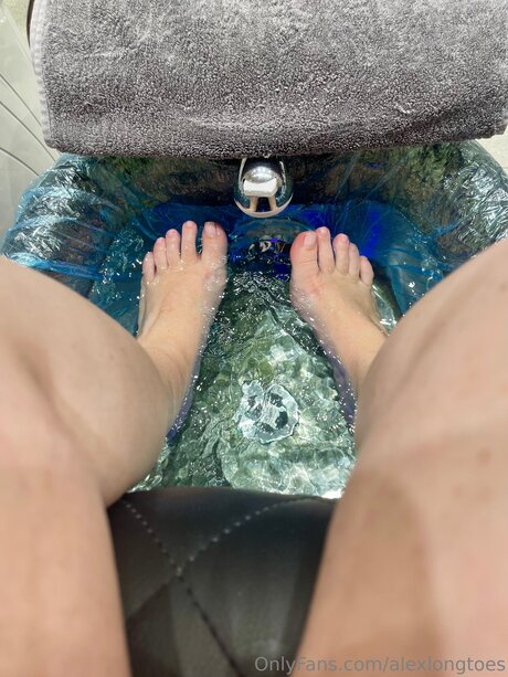 Alexlongtoes erwachsene heiße bild