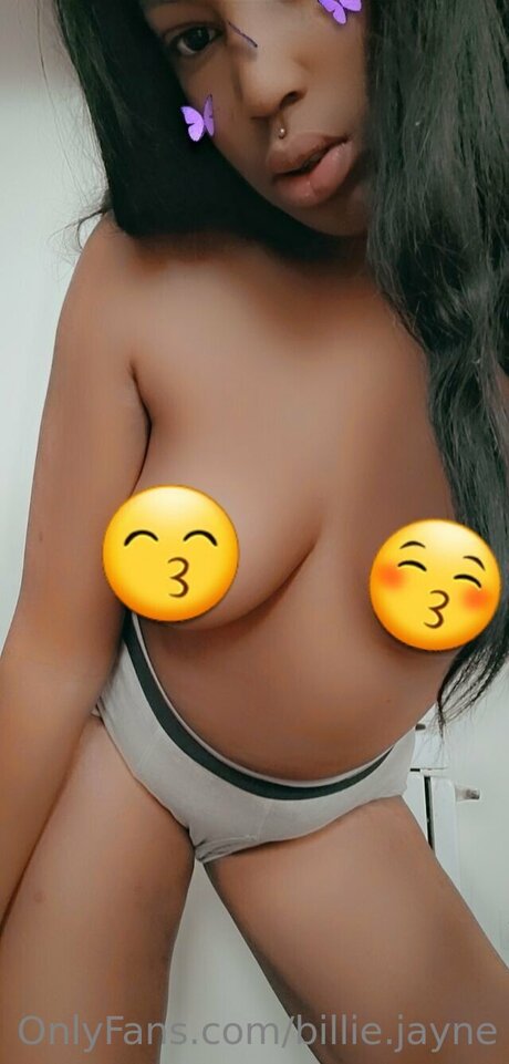 U225375949 erotische schöne galerie