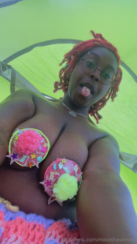 Moonhaveninc nacktheit sex archiv