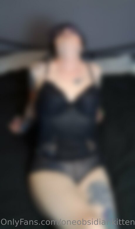 Oneobsidiankitten pornografische bilder