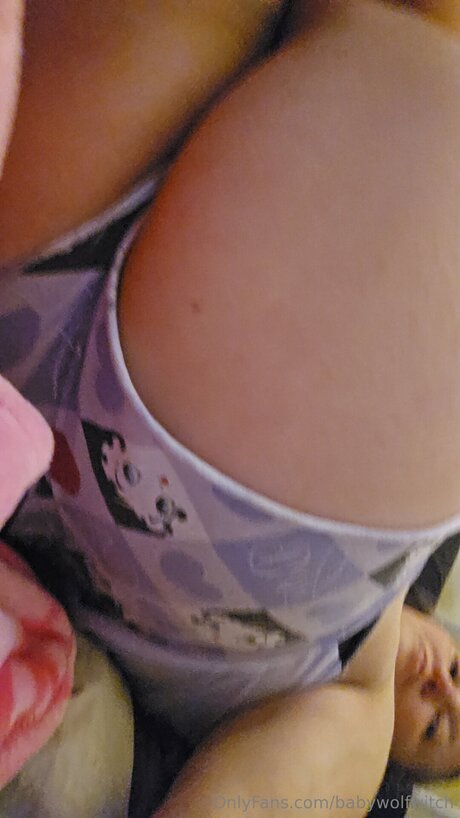 Babywolfwitch heiße hd bild