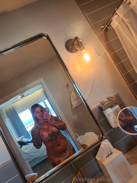 Caresmarie hübsche nacktheit fotos