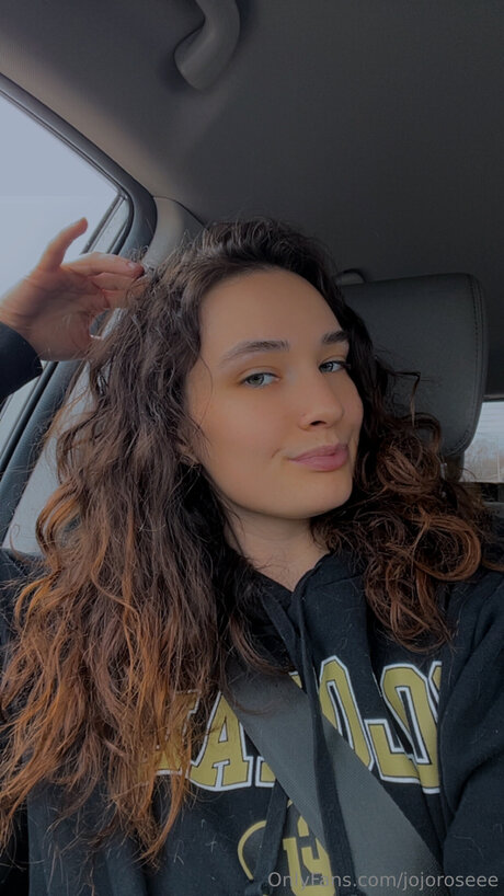 Jojoroseee model perfekte galerien