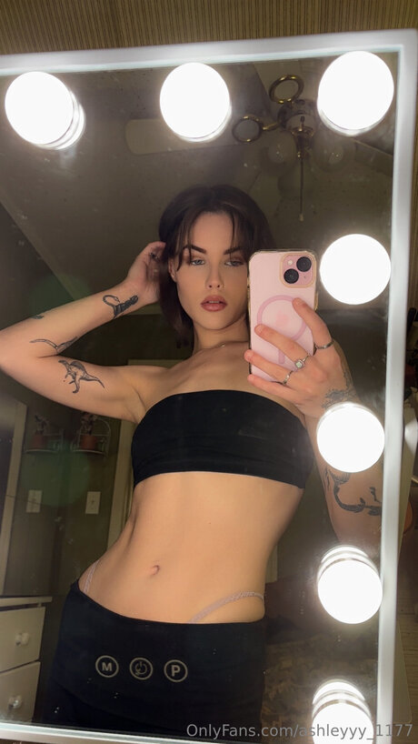 Ashleyyy 1177 kostenlose pornostar foto