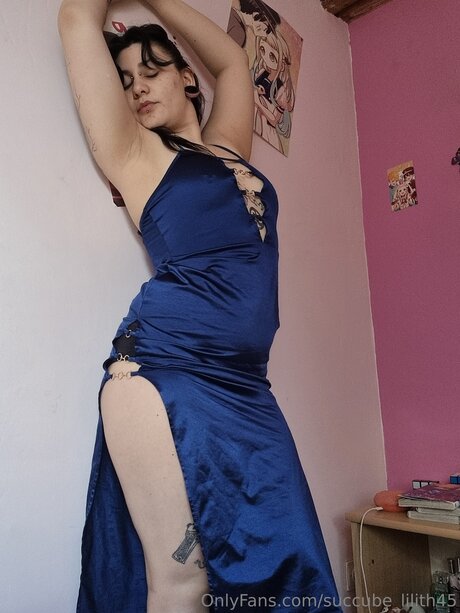 Succube Lilith45 schöne heiße galerien