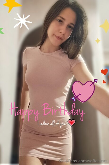 Sofiajuras nackt top bild